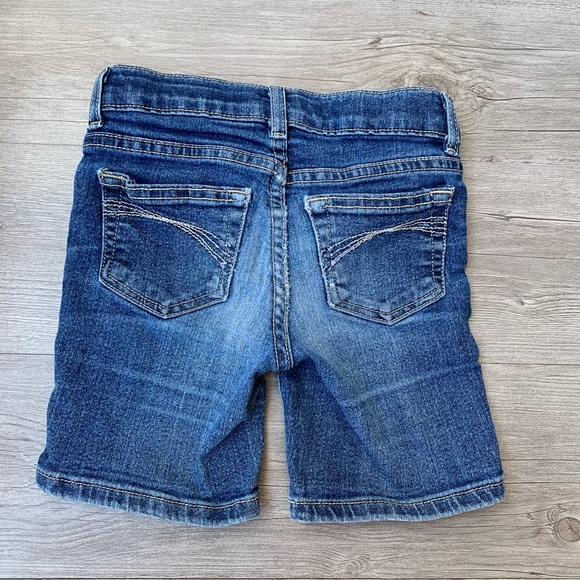 ⚡️3 for $20 midi jean shorts - Picture 3 of 4